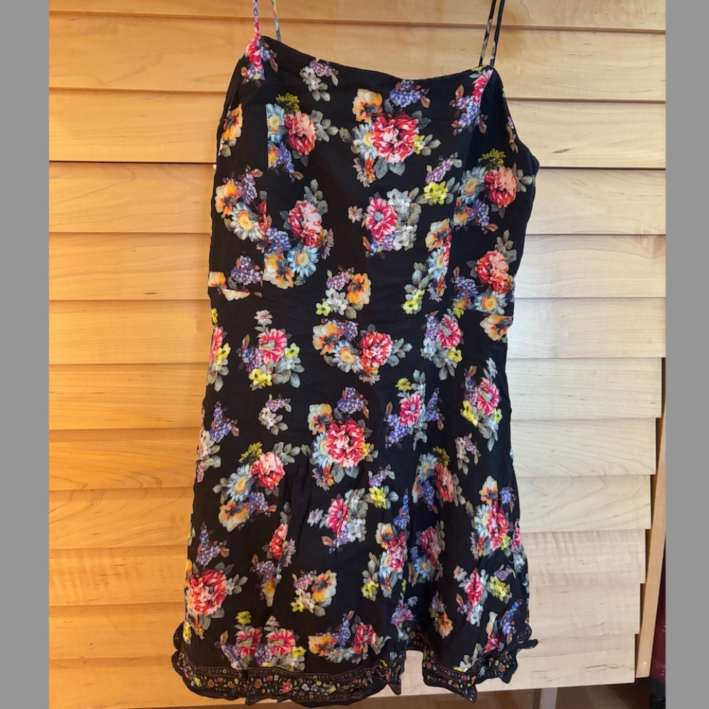 Alice + Olivia Glinda Printed Smocked Crepe Minidress - Picture 5 of 6